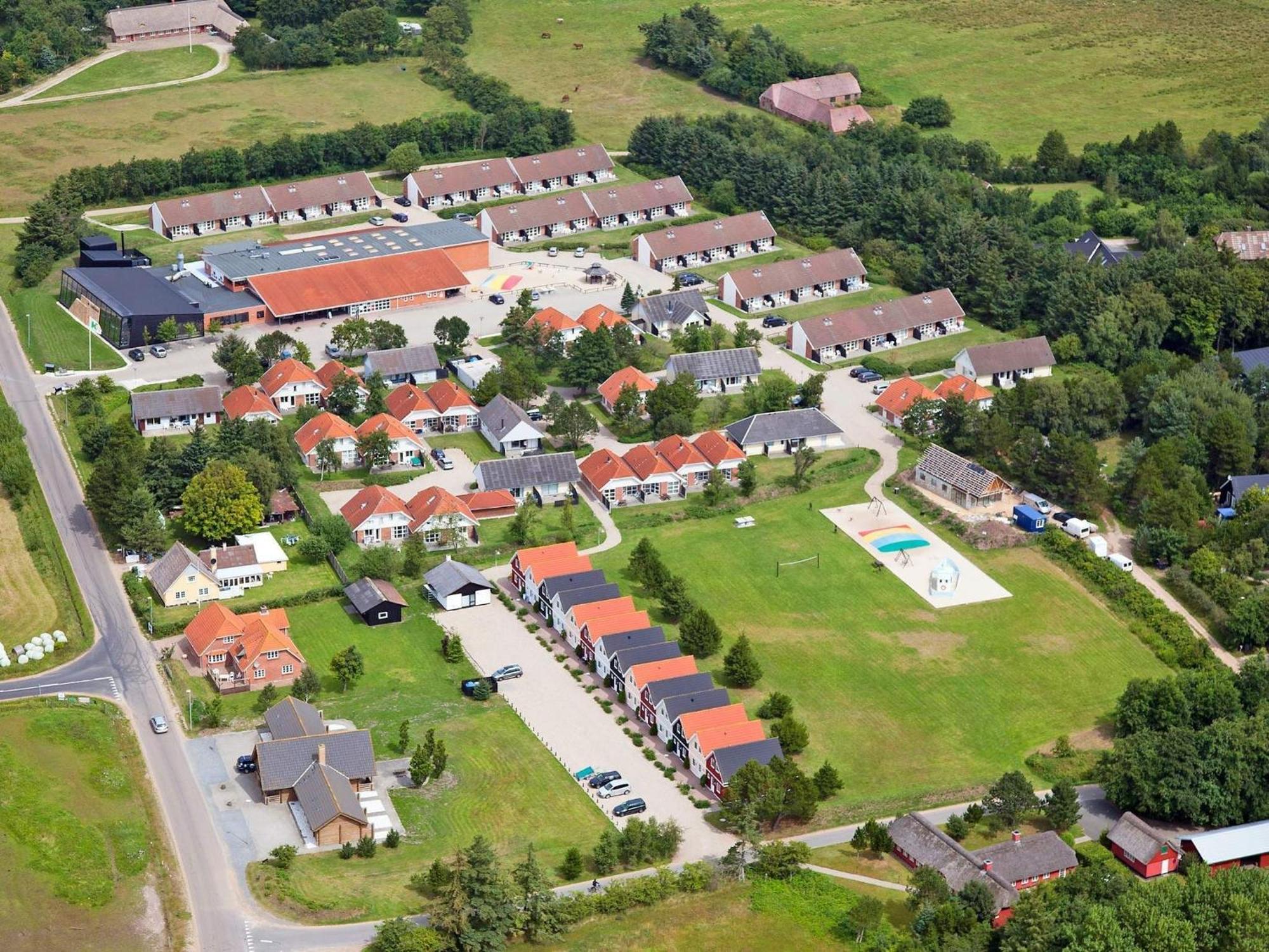 2 Person Holiday Home On A Holiday Park In Bl Vand Blavand Exterior photo